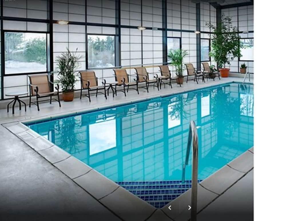 Hampton Inn Long Island/Islandia Bagian luar foto